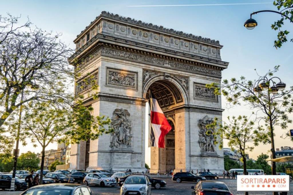 Arc Triomphe Champs Elysees * Parijs